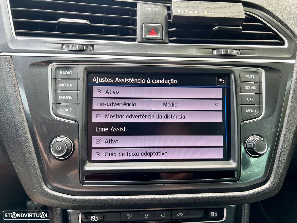 VW Tiguan 1.6 TDI Confortline - 27