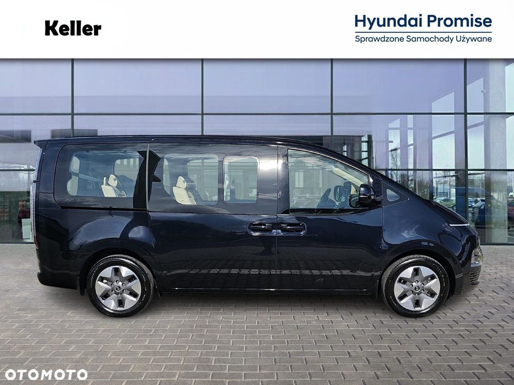Hyundai Staria - 7