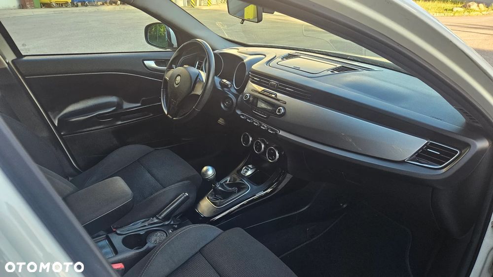 Alfa Romeo Giulietta 1.4 TB 16V Multiair - 23