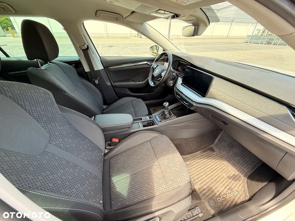 Skoda Octavia 1.5 TSI ACT Style - 12
