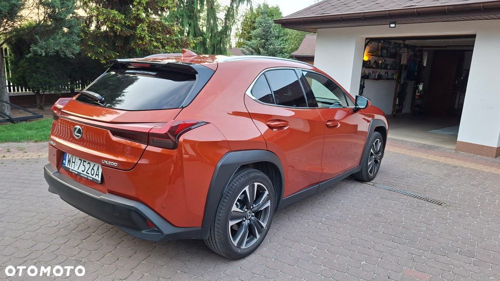 Lexus UX 200 GPF F Sport Design 2WD - 11