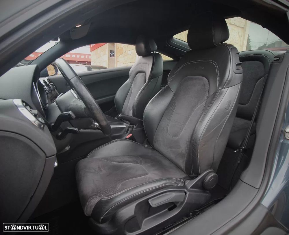 Audi TT Coupé 2.0 TDI quattro - 8