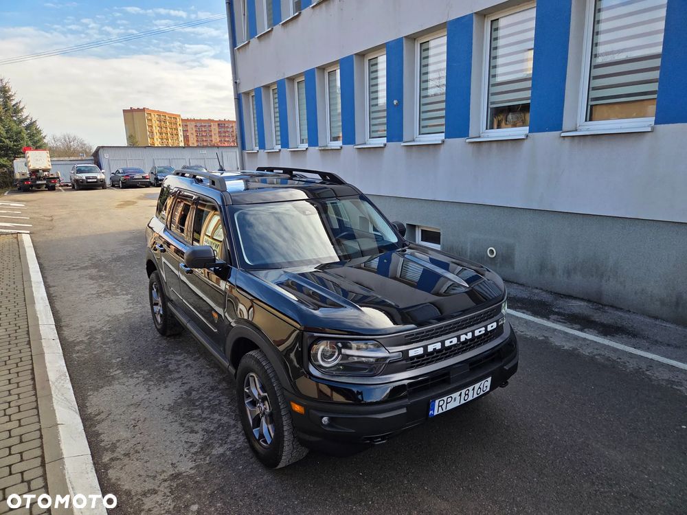 Ford Bronco - 14