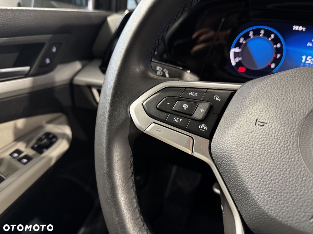 Volkswagen Golf - 17