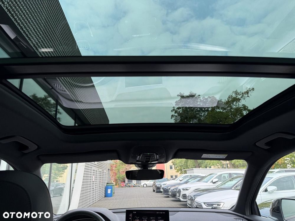 Audi Q5 Sportback - 25