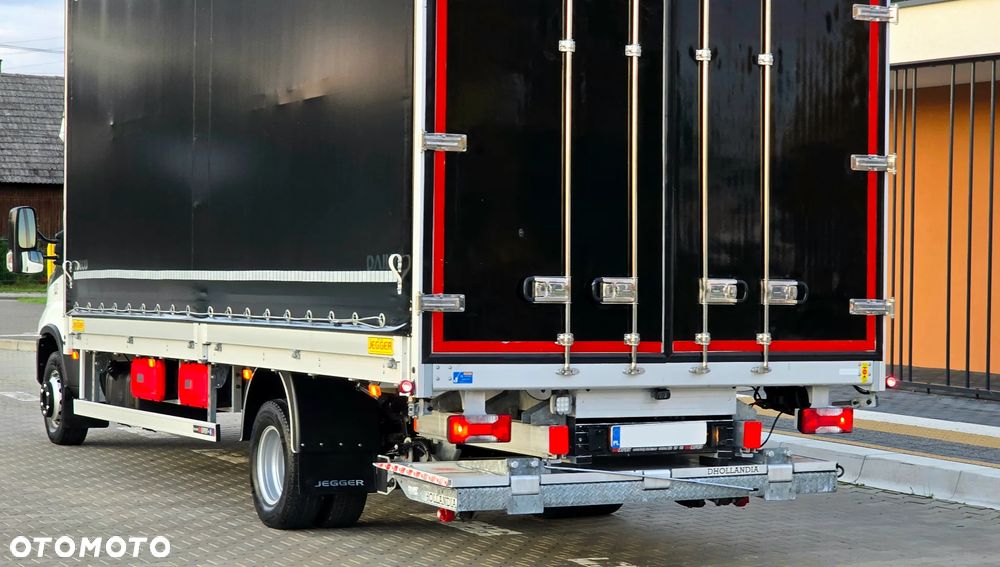 Iveco DAILY 72C18 ❗️BURTO-FIRANKA 15 PALET / DACH ZSUWANY / MAŁY PRZEBIEG / WINDA DHOLLANDIA 1000KG SLIDER / ZABUDOWA JEGGER / KABINA SYPIALNIANA / PODUSZKI PNEUMATYCZNE / XENON / FUL LED / NAVI + KAMERA COFANIA / DRZWI Z TYŁU / WEBASTO / SERWIS ASO / SALON POLSKA / NIESTPOTYKANY STAN ❗️❗️ - 6
