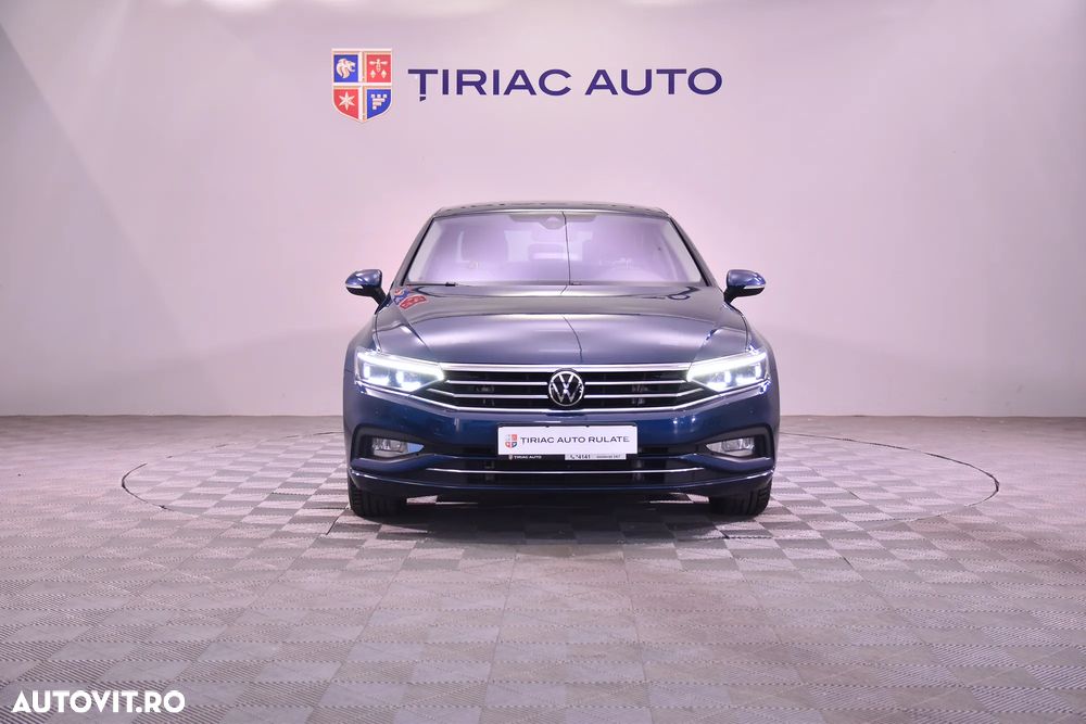 Volkswagen Passat - 9