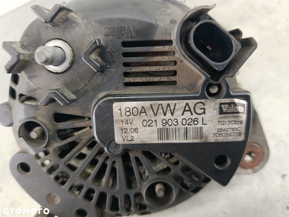 ALTERNATOR VW PASSAT B6 021903026L TG17C019  2542783C  VALEO 2.0 TDI - 7