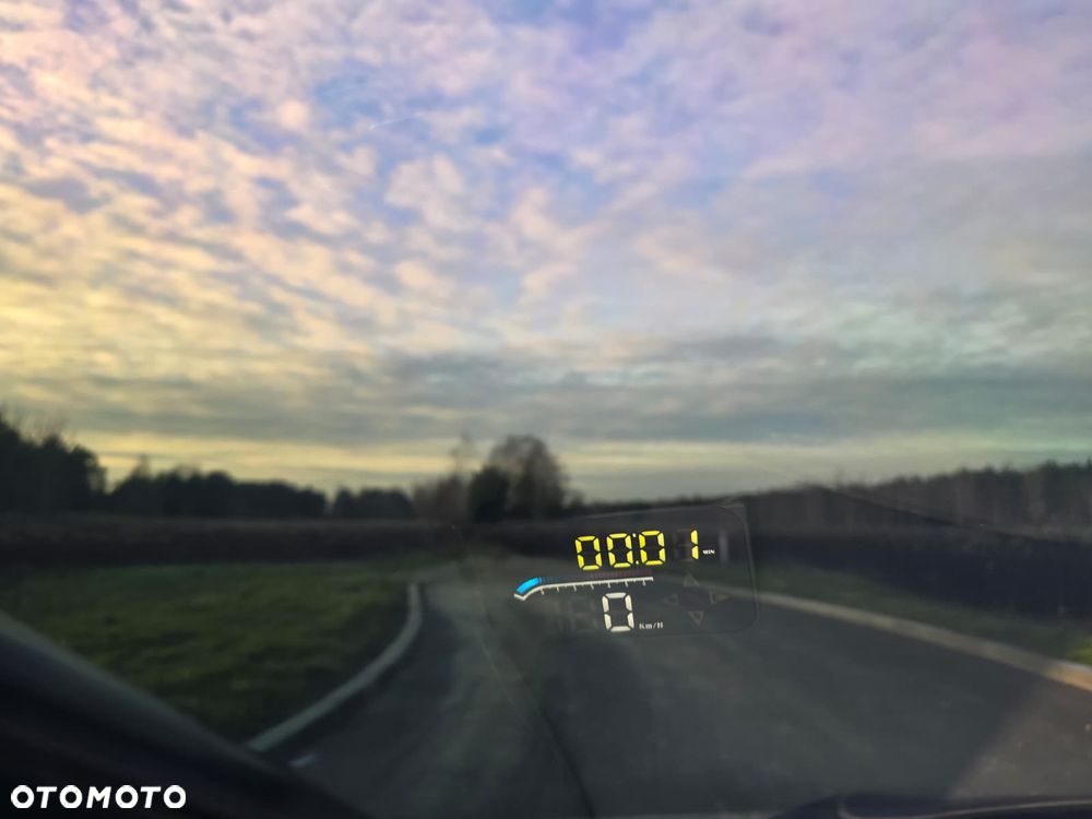 Volkswagen Golf - 38