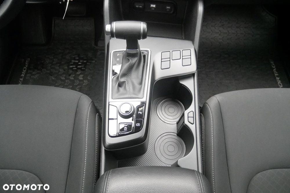 Kia Sportage - 11