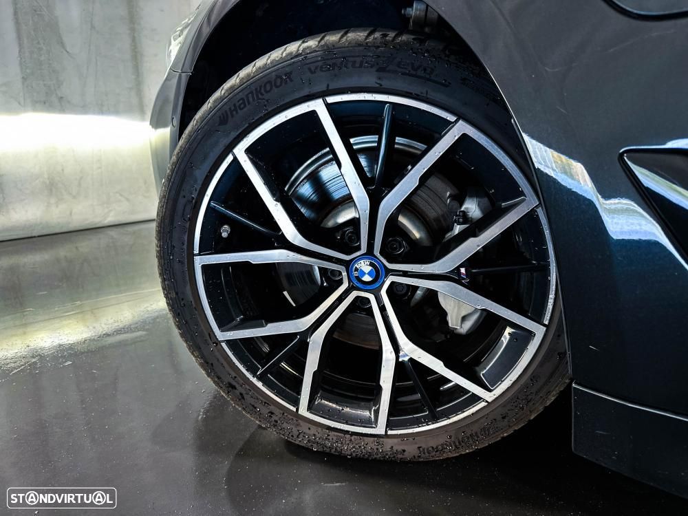 BMW 530 e Pack Desportivo M - 55