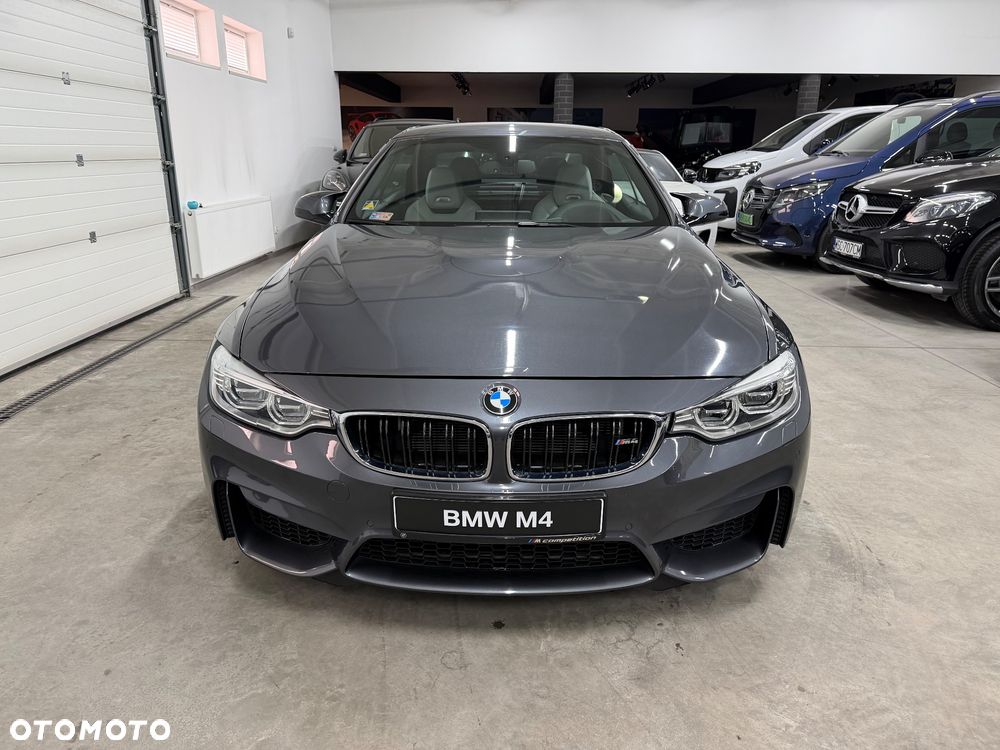BMW M4 - 4