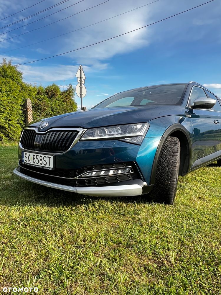 Skoda Superb 2.0 TSI 4x4 Scout DSG - 5