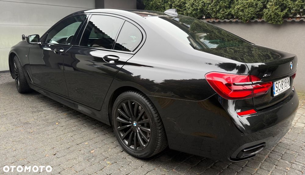BMW Seria 7 740d xDrive - 12