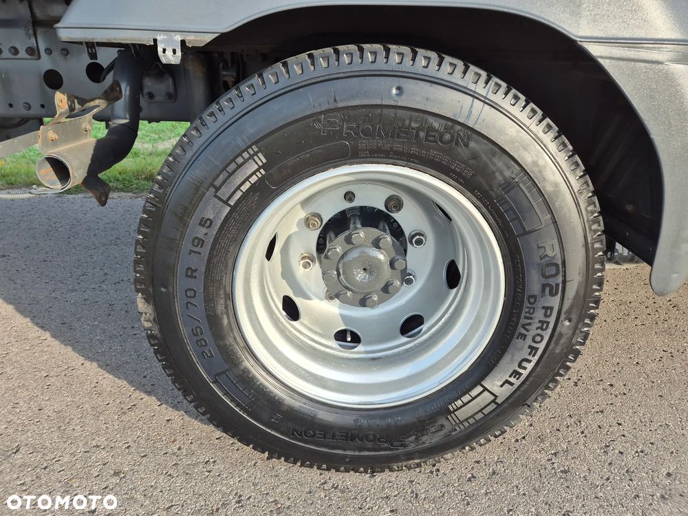 Mercedes-Benz Atego 1527 burto-firana z windą 7.2m SUPER STAN / GLOB / SYPIALNY / z Niemiec - 10