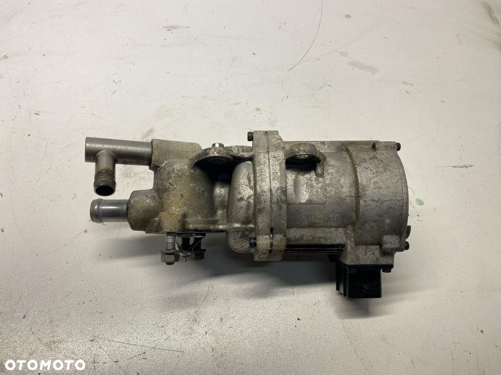 POMPA WODY KIA OPTIMA IV 2.0 BENZYA HYBRYDA G4NG 15- - 4