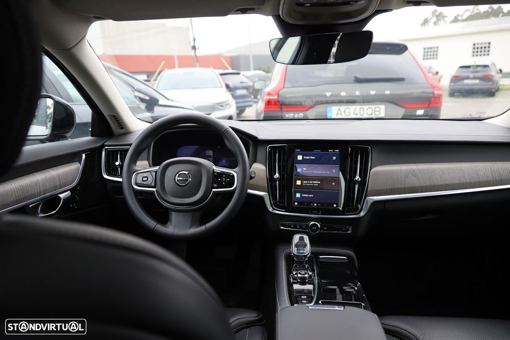 Volvo V90 2.0 T8 PHEV Plus Dark AWD - 19