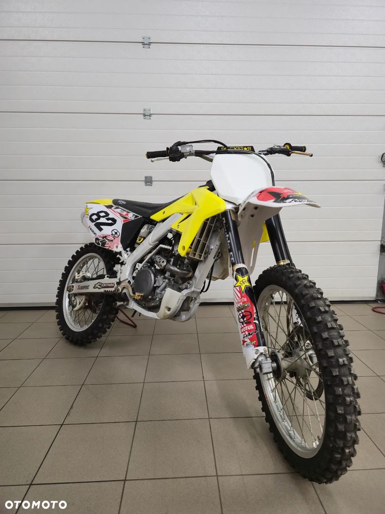 Suzuki RM-Z - 1