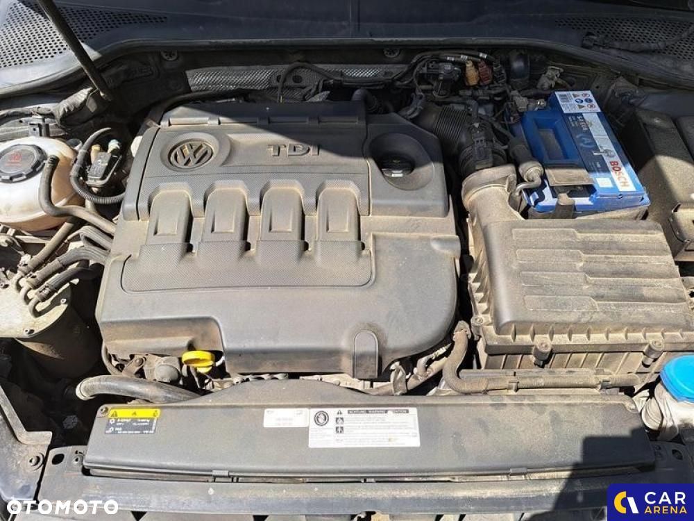 Volkswagen Golf - 20