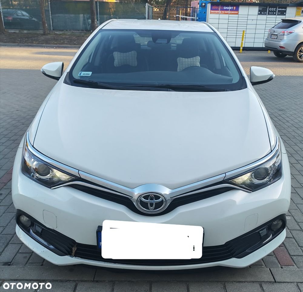 Toyota Auris - 2