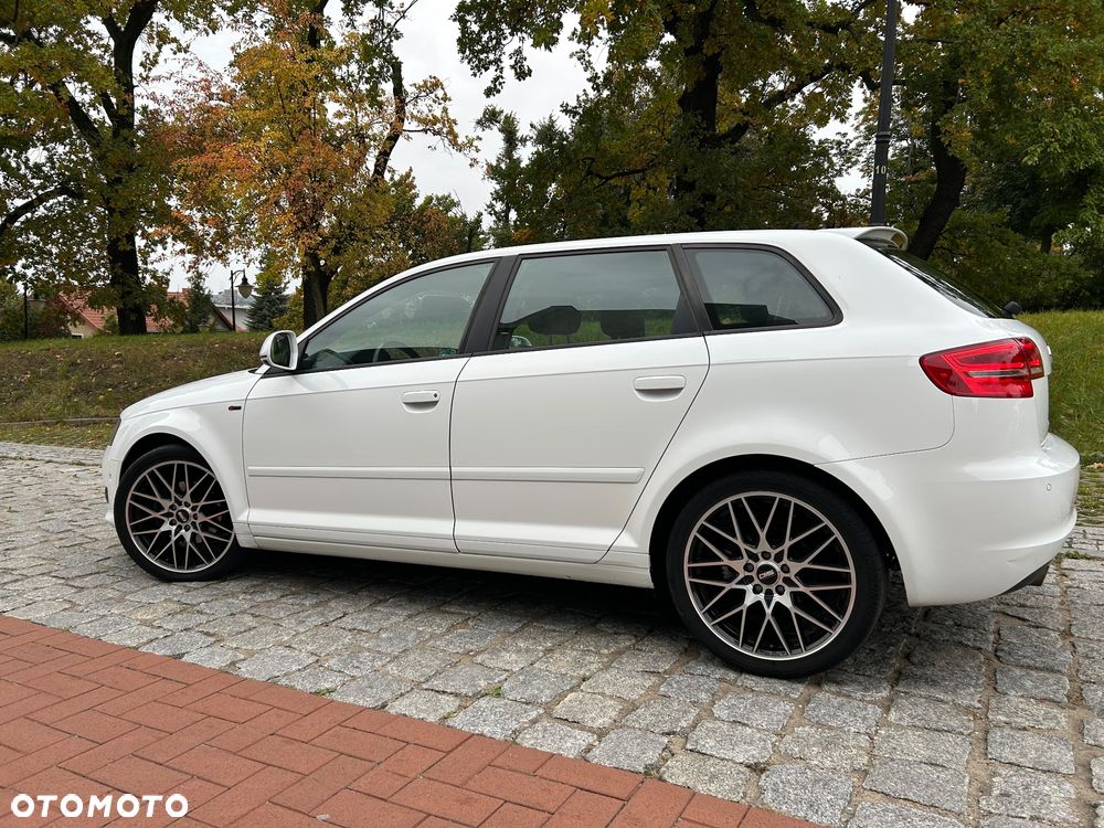 Audi A3 Sportback 2.0 TDI DPF S line Sportpaket - 9