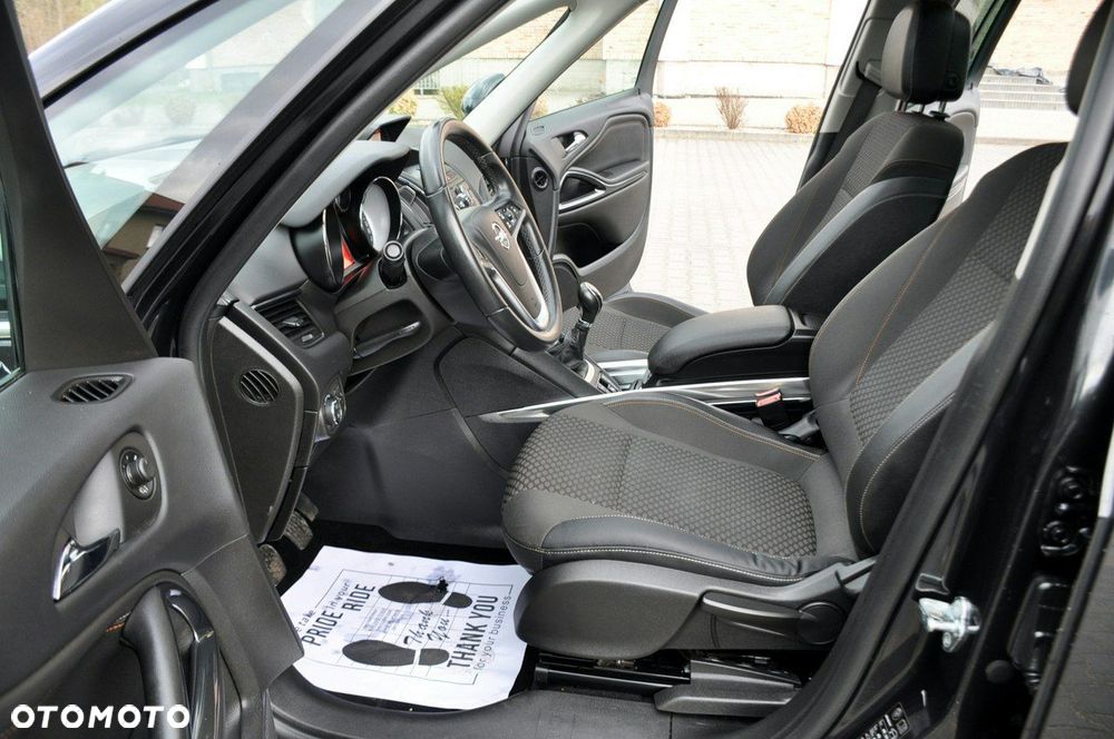 Opel Zafira - 22