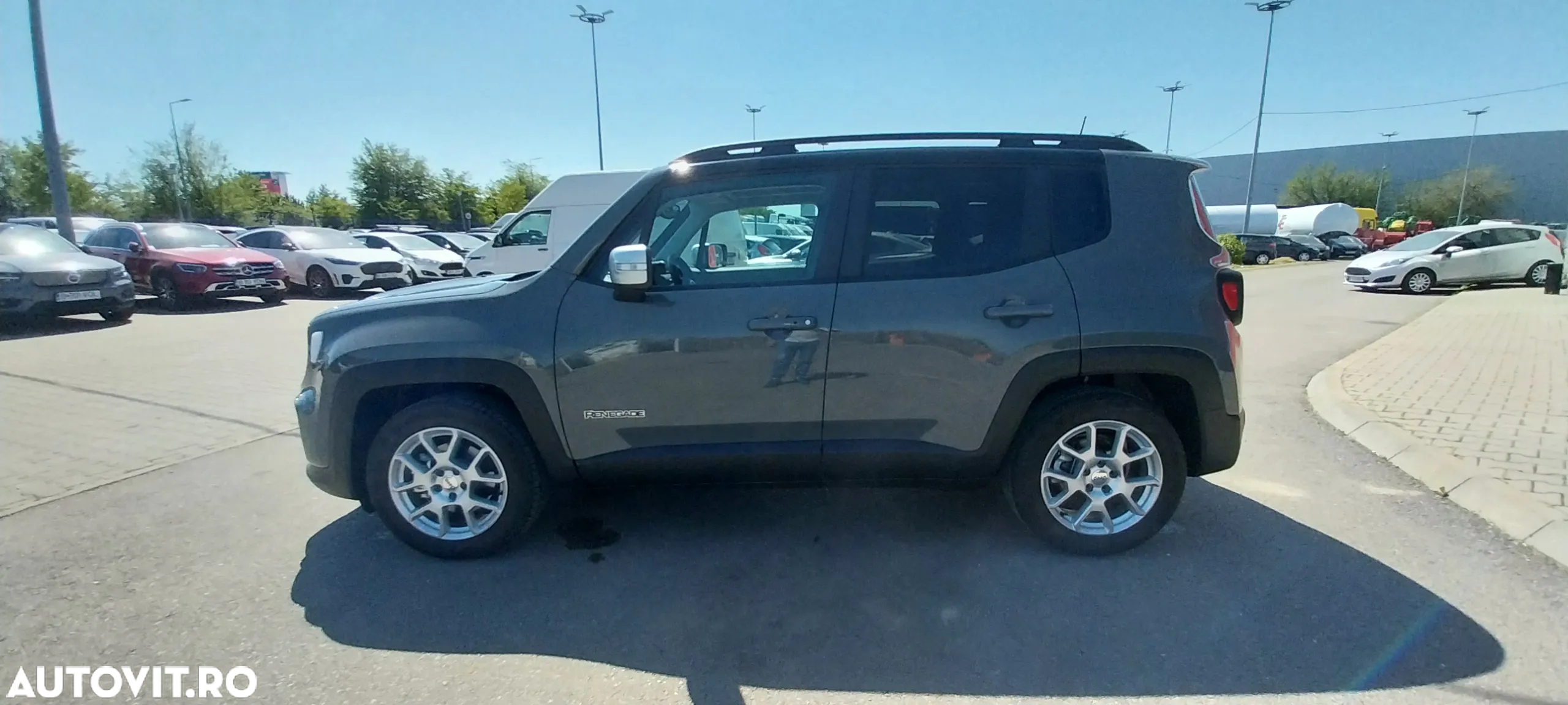 Jeep Renegade 1.5 FWD AT7 MHEV Limited - 6