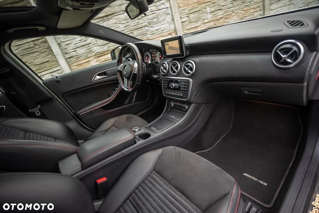 Mercedes-Benz Klasa A 180 (BlueEFFICIENCY) 7G-DCT AMG Sport - 23