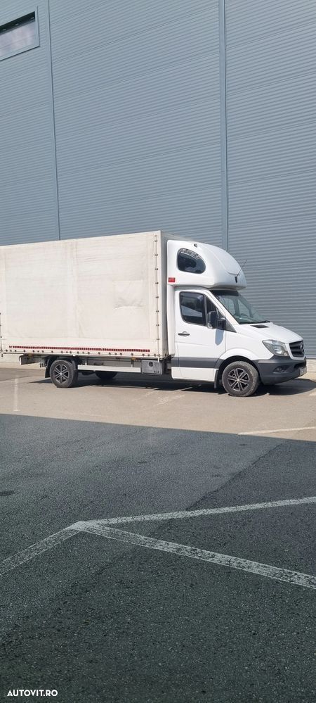 Mercedes-Benz Sprinter - 4