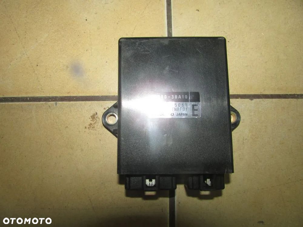 Suzuki VS 600 Intruder moduł sterownik komputer - 1