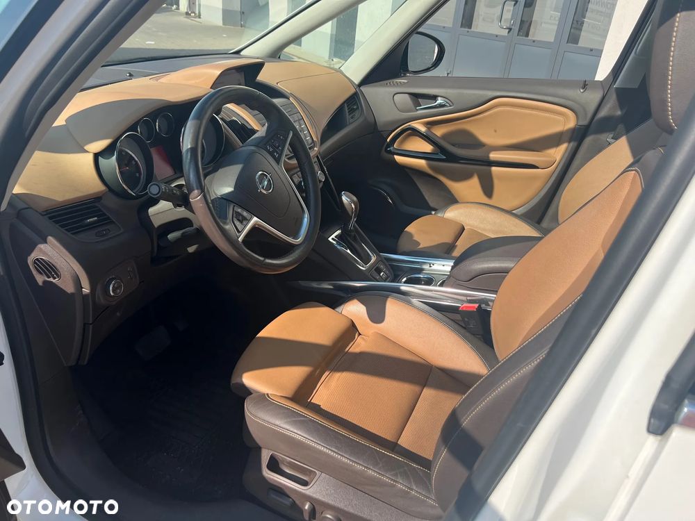 Opel Zafira 2.0 CDTI Cosmo - 2