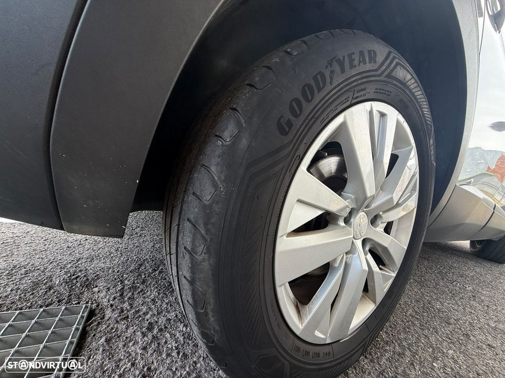 Peugeot 5008 BlueHDI 130 Active - 34