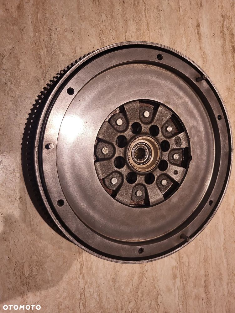 Koło zamachowe dwumasowe manualna  AUDI A4 B6, A4 B7, A6 C5, A8 D2, ALLROAD C5 2.5D 02.00-03.08 - 4