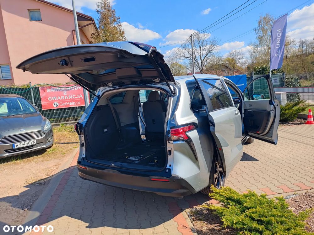 Toyota Sienna - 29