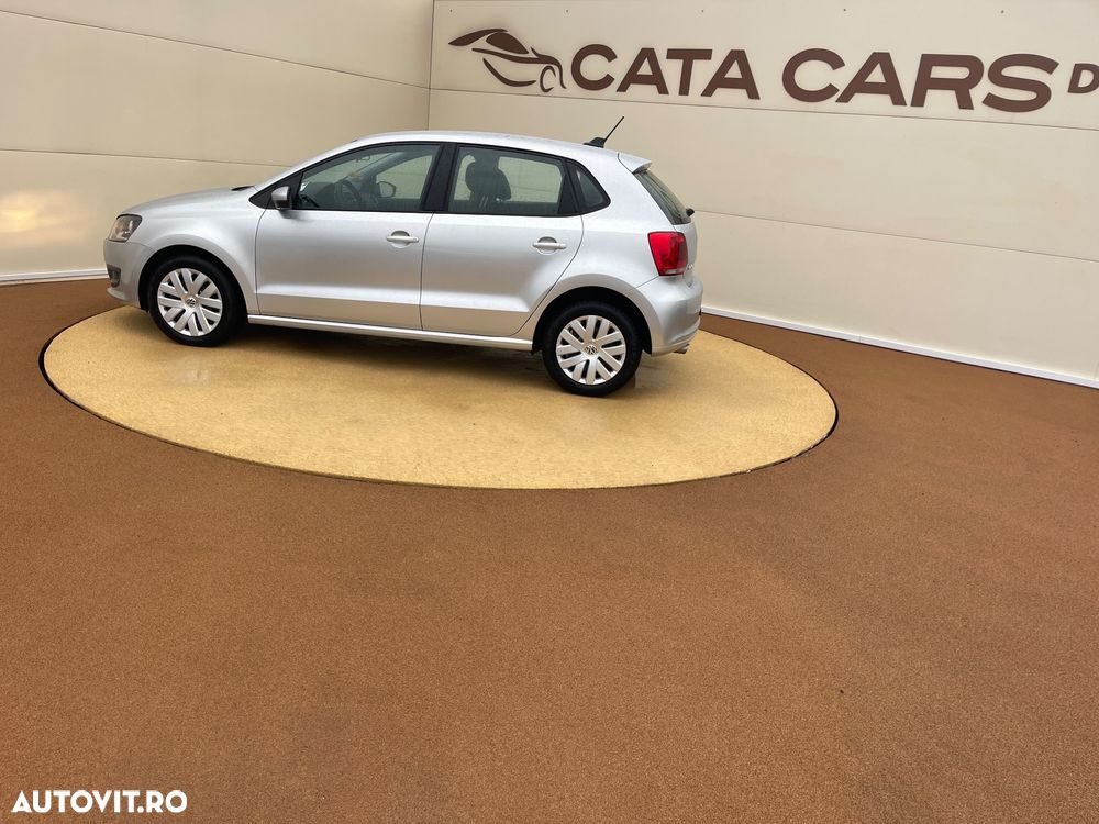 Volkswagen Polo 1.6 TDI DSG Comfortline - 8