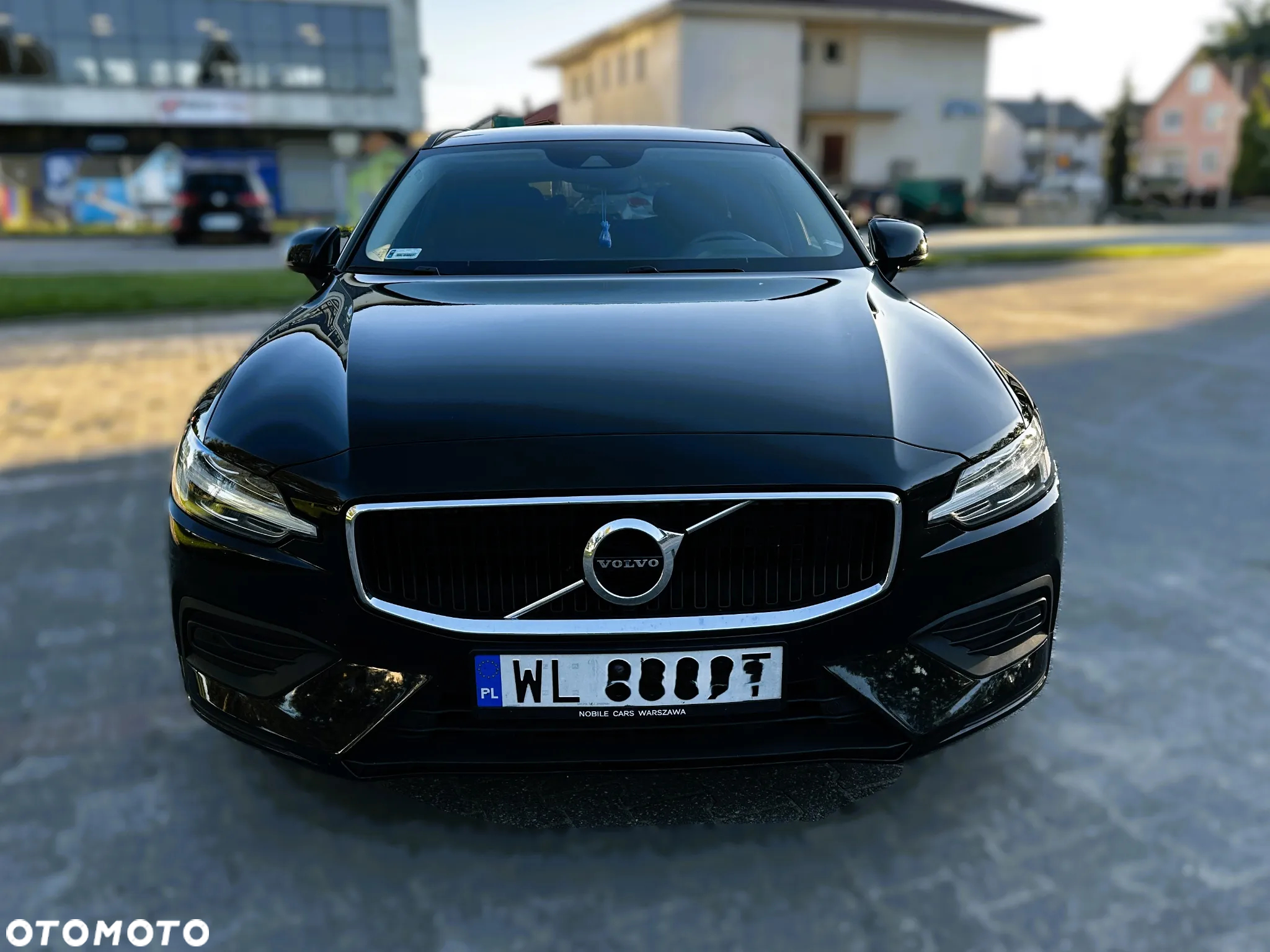 Volvo V60 B3 B Momentum Pro - 3