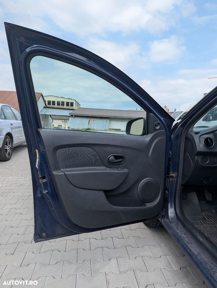 Dacia Logan 1.0 SCe SL PLUS - 8