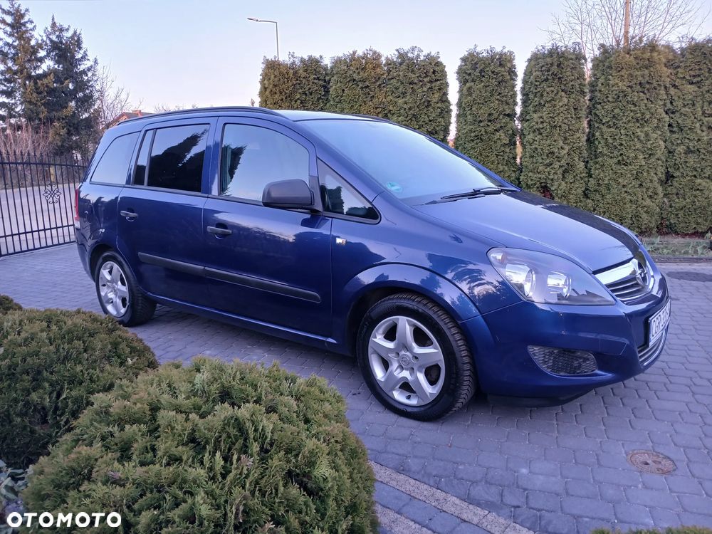 Opel Zafira - 9
