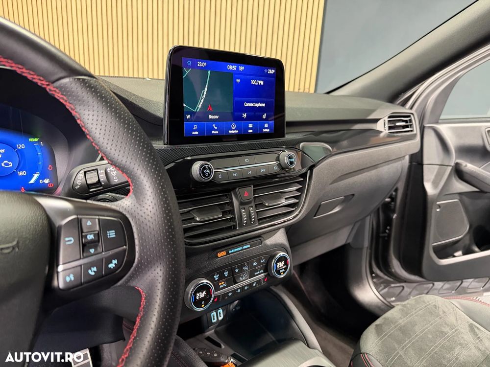 Ford Kuga 2.5 Duratec PHEV ST-LINE X - 14