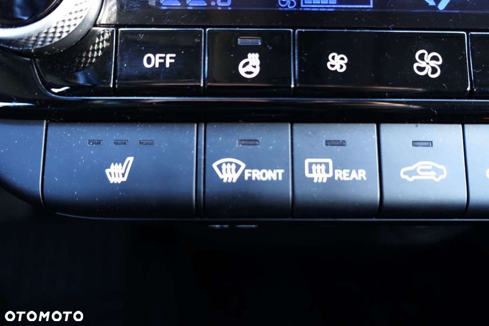 Hyundai Elantra - 14