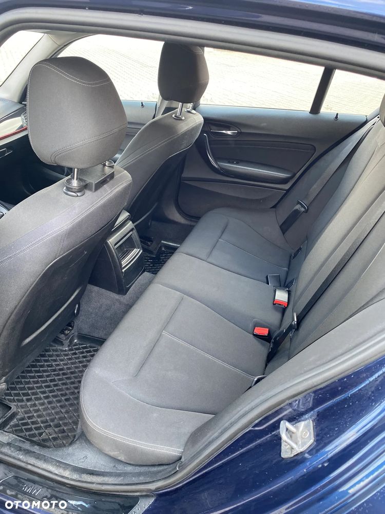 BMW Seria 1 116d Sport Line - 7