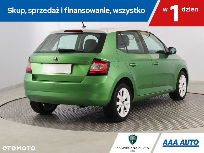 Skoda Fabia - 6