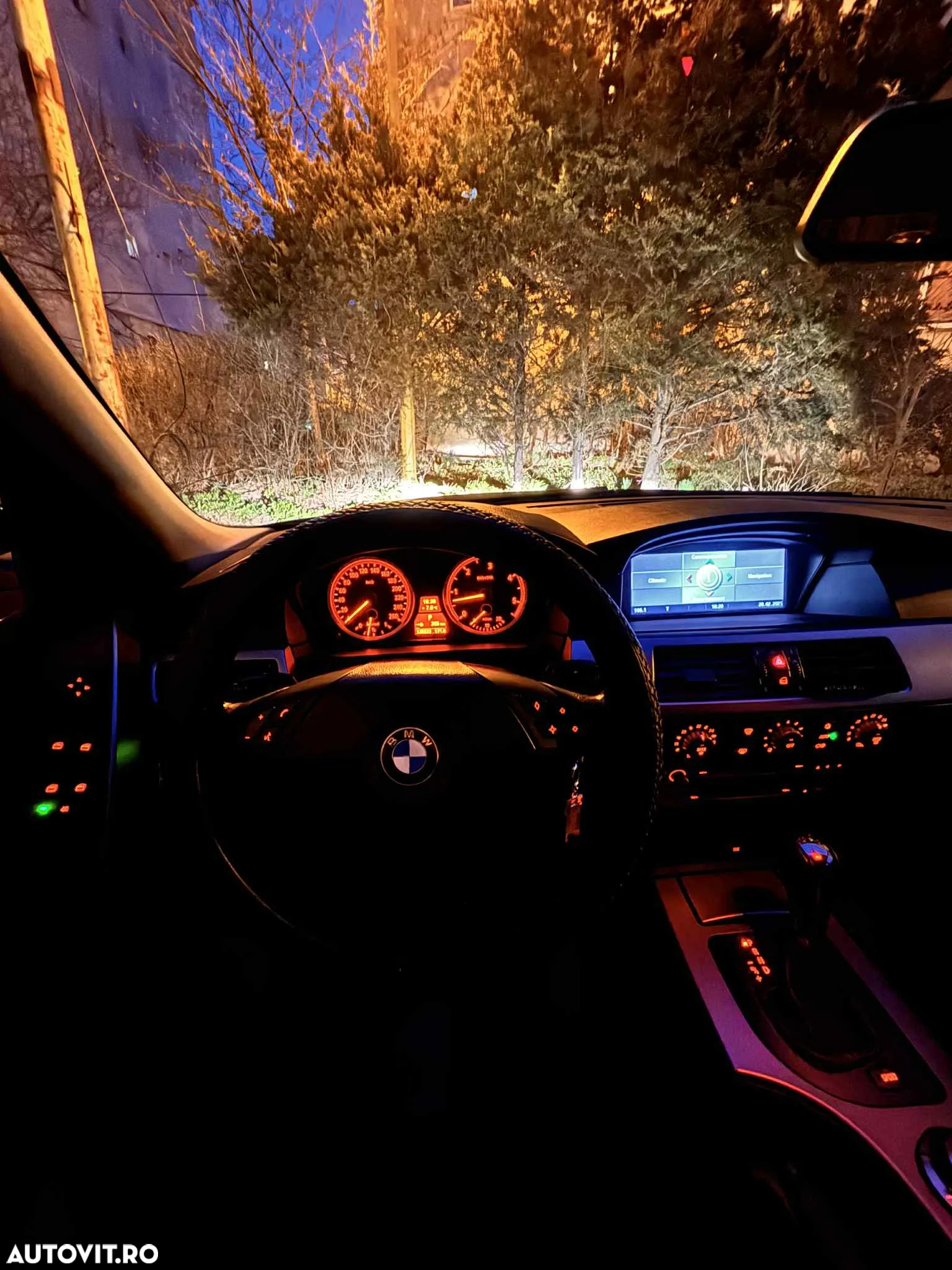 BMW Seria 5 525d Aut. - 14