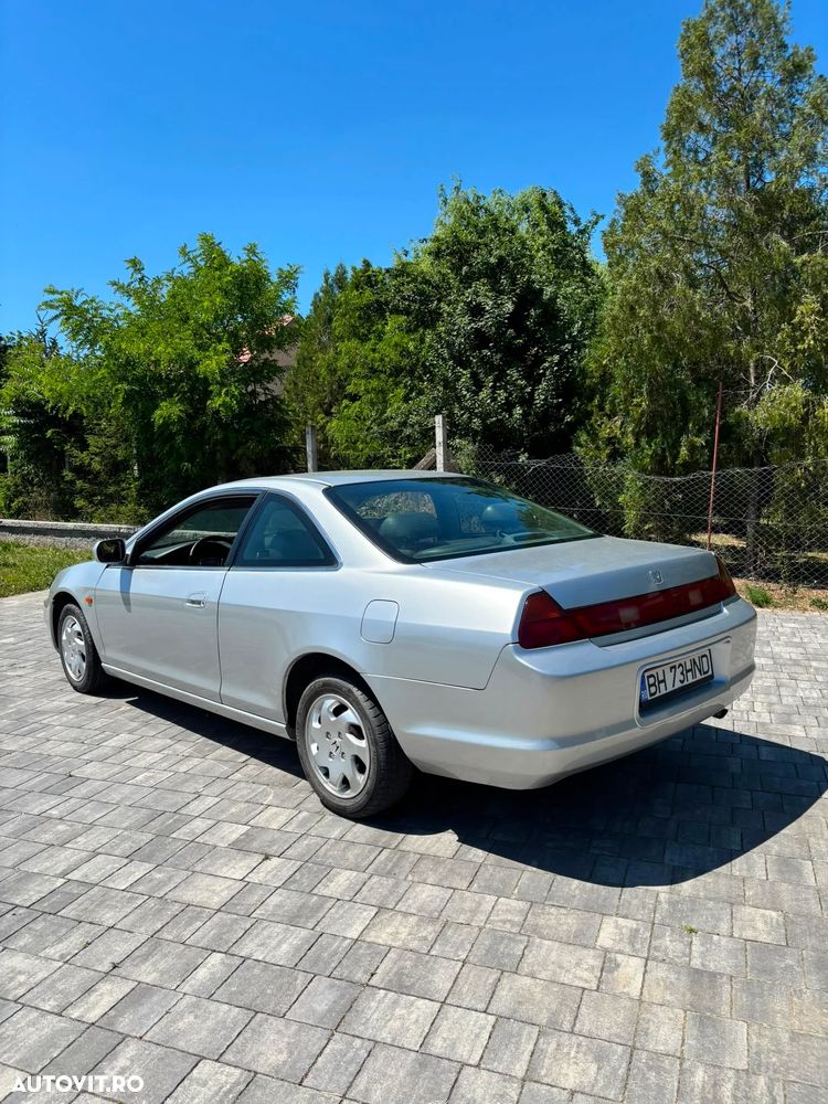 Honda Accord - 4