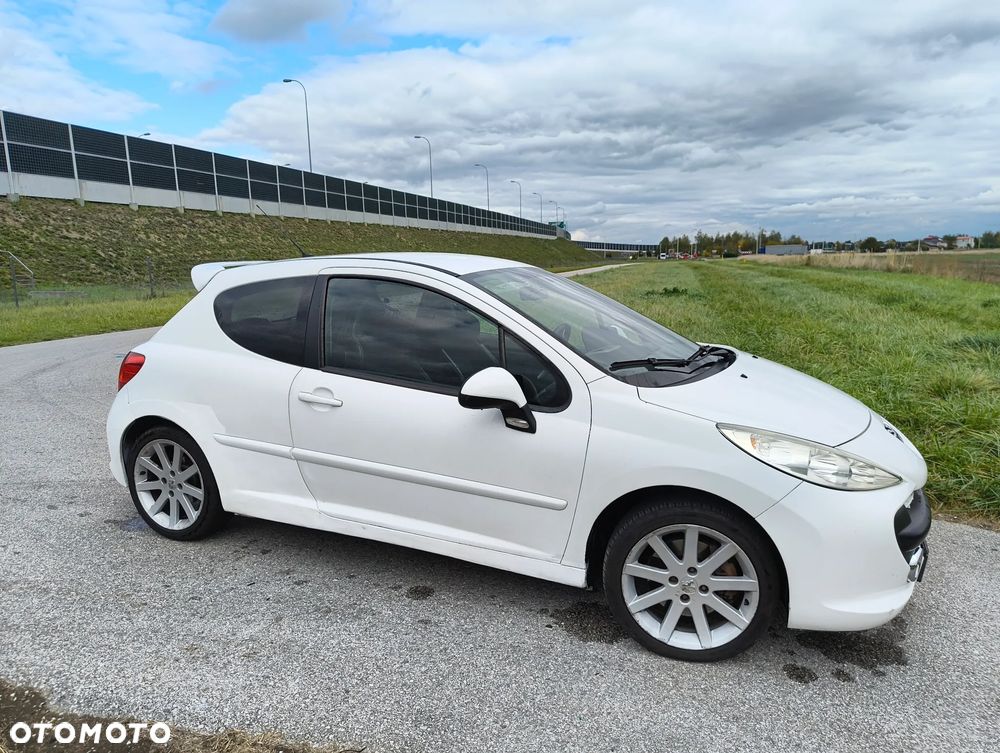 Peugeot 207 RC - 3