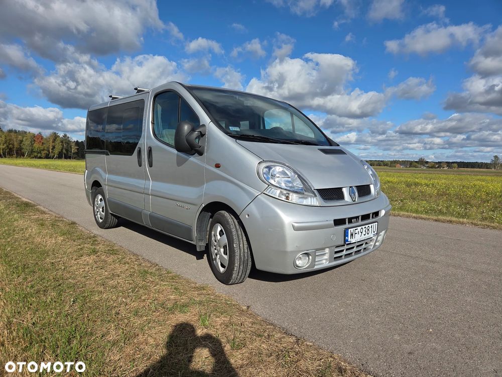 Renault Trafic Passenger - 5