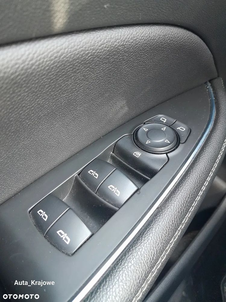 Opel Insignia 1.5 T Elite S&S - 24