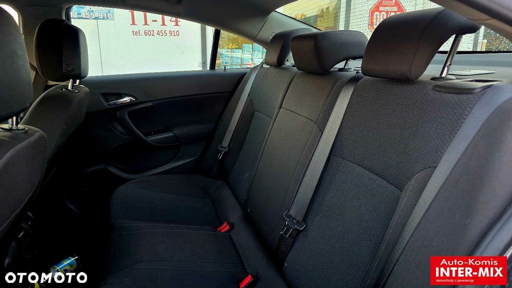 Opel Insignia - 28
