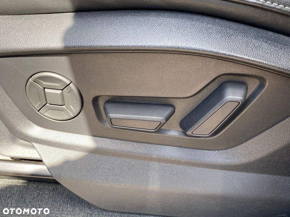 Audi Q7 55 TFSI mHEV Quattro S Line Tiptr - 35