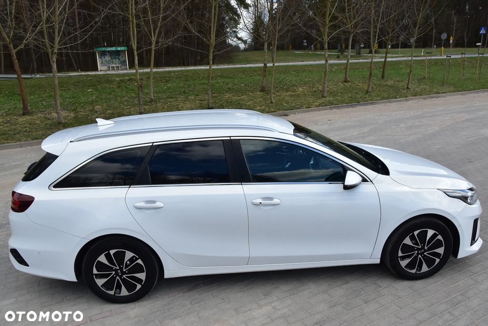 Kia Ceed 1.6 GDI DCT OPF Platinum Edition - 33